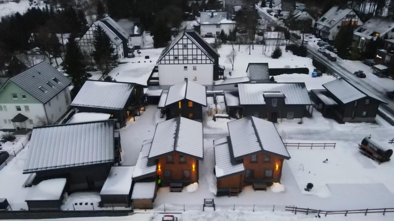 Chalet Momage Dichtbij Skiliften, Skiverhuur En Bikepark! Villa Winterberg Luaran gambar